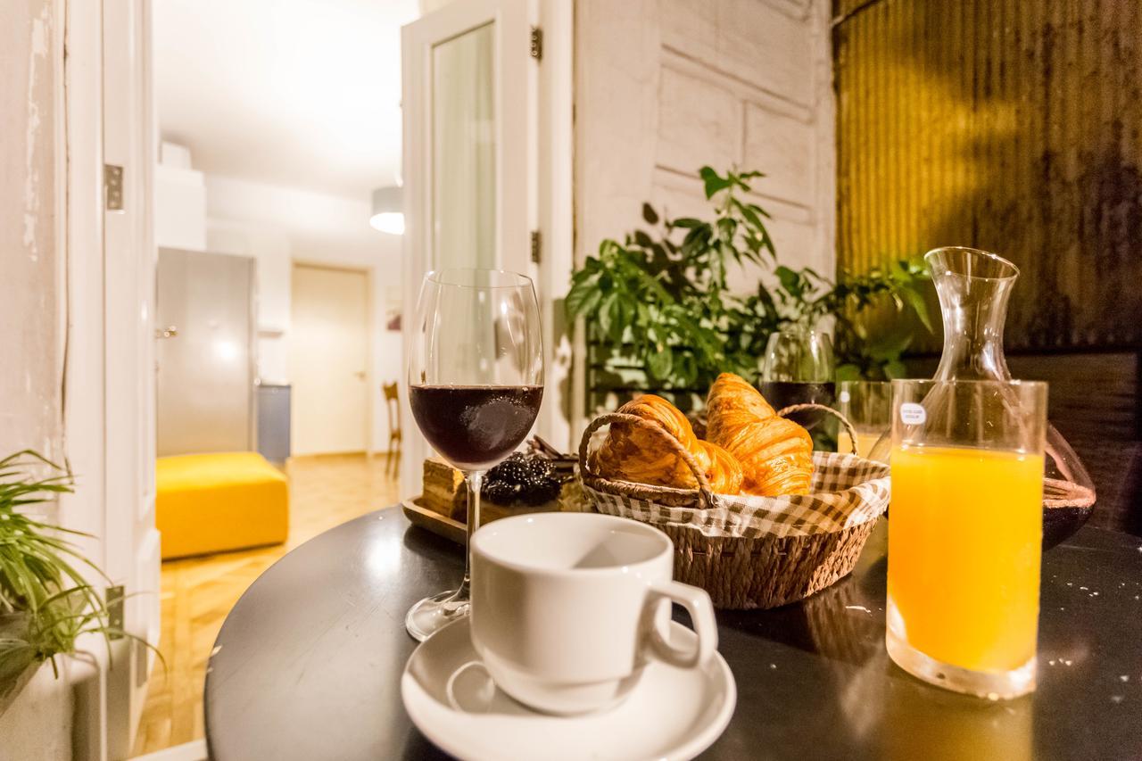 Апартаменты 3 BR Тбилиси Экстерьер фото