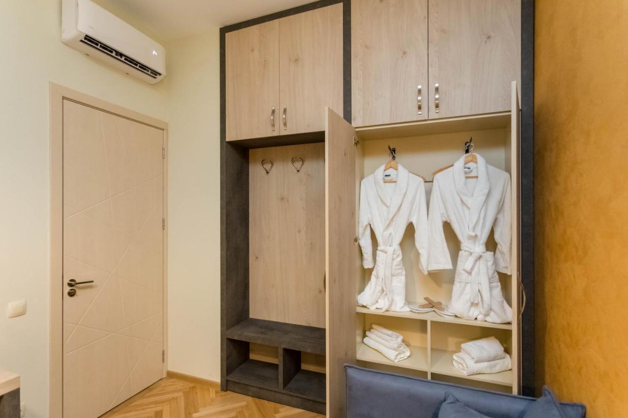 Апартаменты 3 BR Тбилиси Экстерьер фото